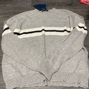 Brandt Melville sweater